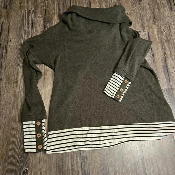 Lovely Melody Cowl Neck Stlye Olvie Long Sleeve - Picture 3 of 4